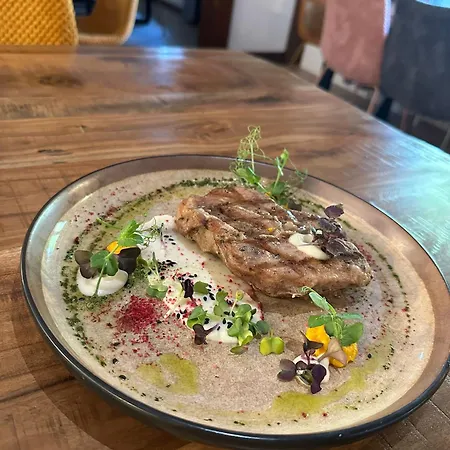 Und Restaurant Haus Steffens Bei Calpas מלון