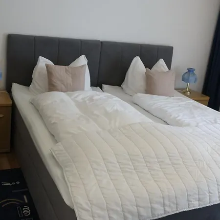 מלון Und Restaurant Haus Steffens Bei Calpas 3*