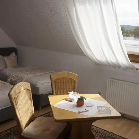 Und Restaurant Haus Steffens Bei Calpas מלון איטורף