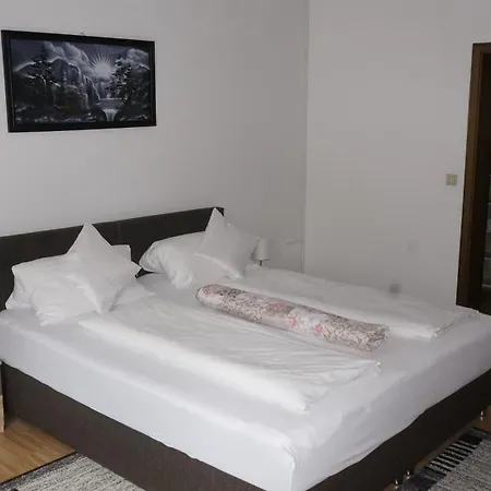 Und Restaurant Haus Steffens Bei Calpas איטורף