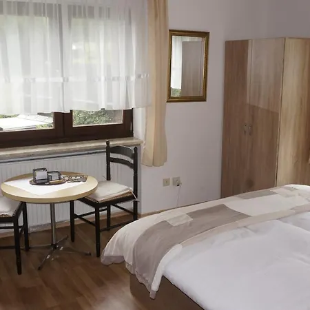 מלון Und Restaurant Haus Steffens Bei Calpas 3*