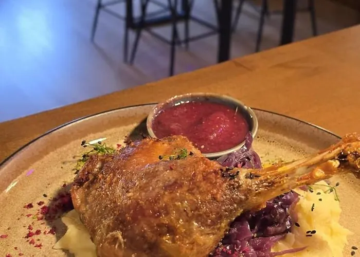 Und Restaurant Haus Steffens Bei Calpas 3*