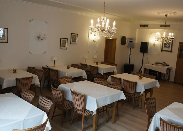 Und Restaurant Haus Steffens Bei Calpas