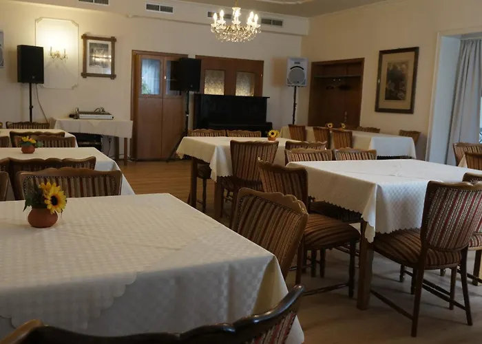 Hotel Und Restaurant Haus Steffens Bei Calpas 3*