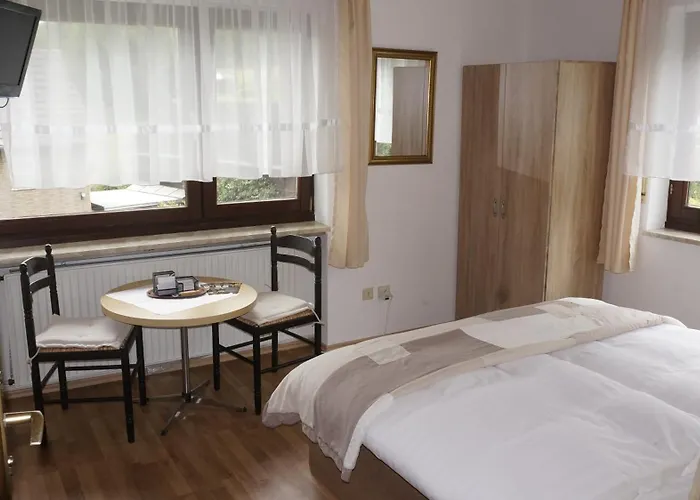 Hotel Und Restaurant Haus Steffens Bei Calpas 3*